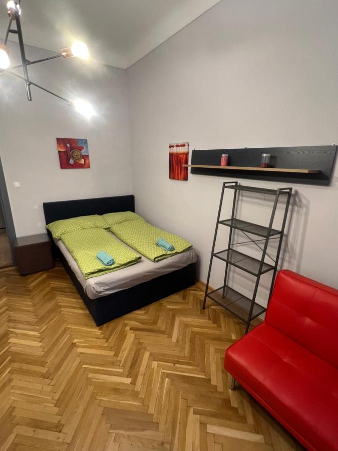 Roland Downtown - Buda Apartment Budapest